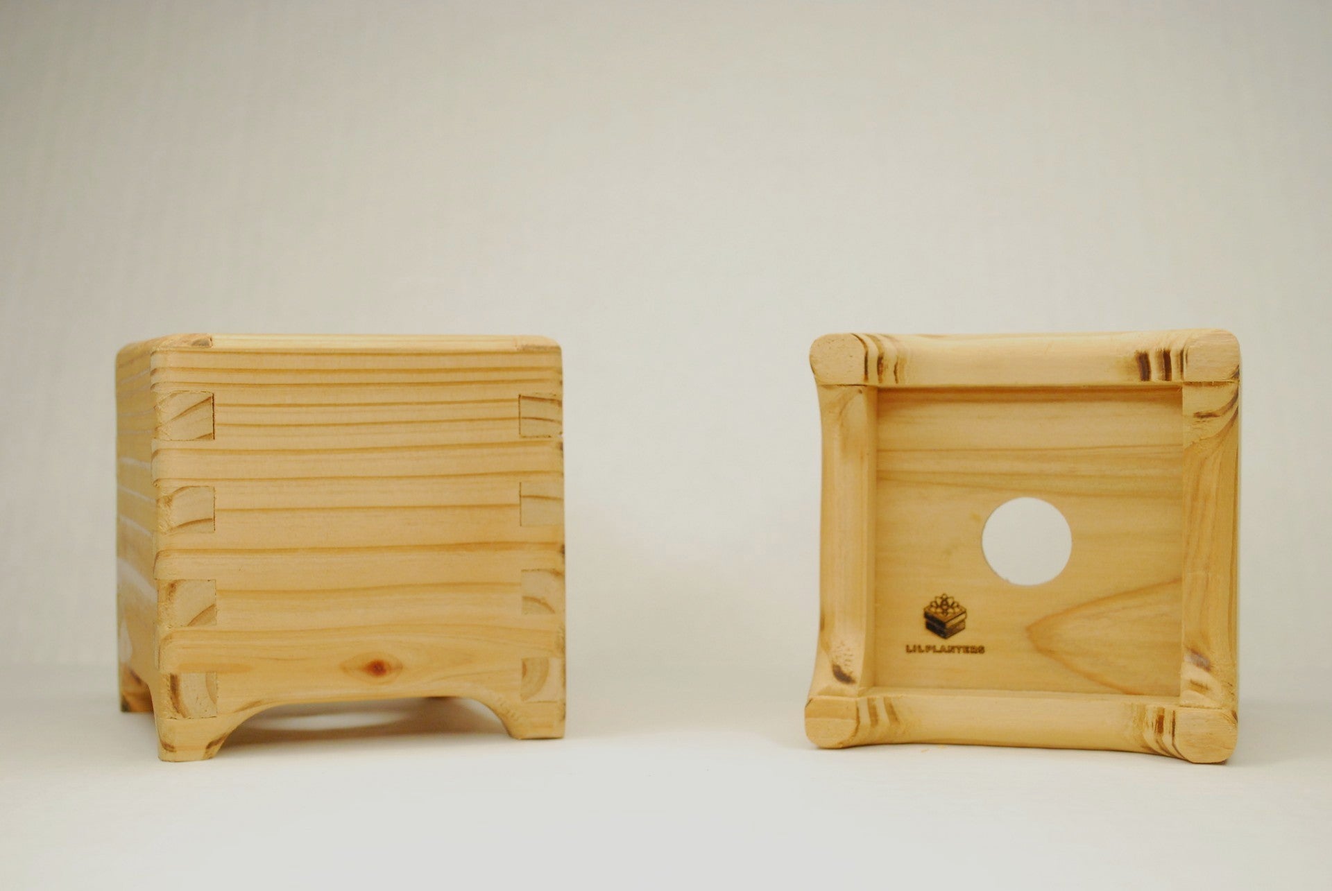 Handmade cubic cedar planter boxes – rustic wooden indoor/outdoor plant containers with finger joints, drainage holes, and eco-friendly natural finish. Perfect for herbs, succulents, or decorative storage.