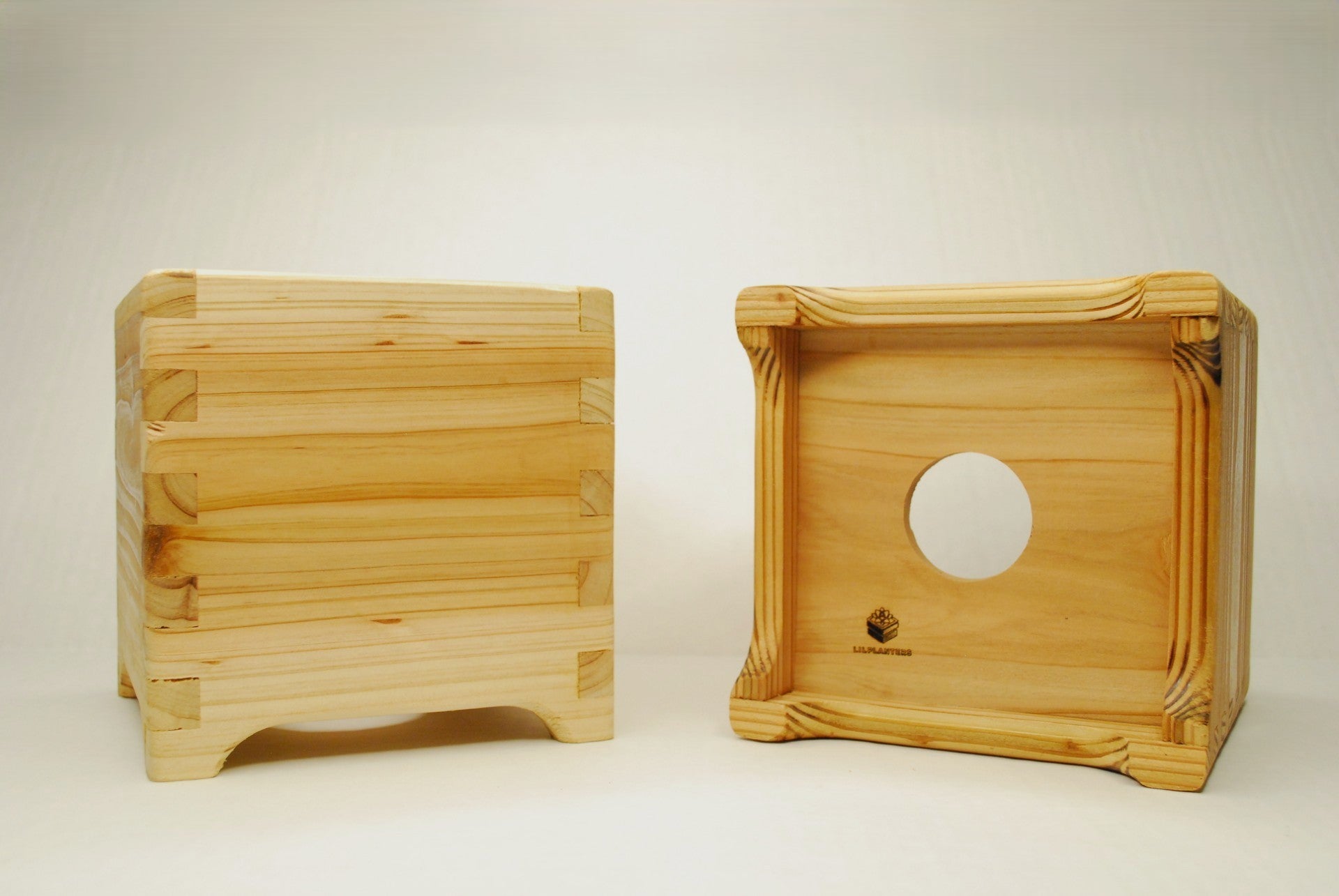 Handmade cubic cedar planter boxes – rustic wooden indoor/outdoor plant containers with finger joints, drainage holes, and eco-friendly natural finish. Perfect for herbs, succulents, or decorative storage.