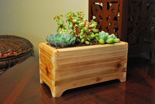 Handmade rectangular cedar planter box – rustic wooden indoor/outdoor plant containers with finger joints, drainage holes, and eco-friendly natural finish. Perfect for herbs, succulents, or decorative storage.