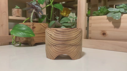 Round Planter